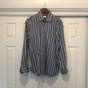 Mens Bugatchi size XL button up. Blue & brown